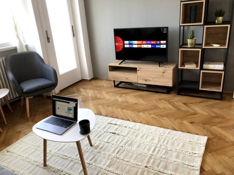 Lovely Studio Bucarest Extérieur photo